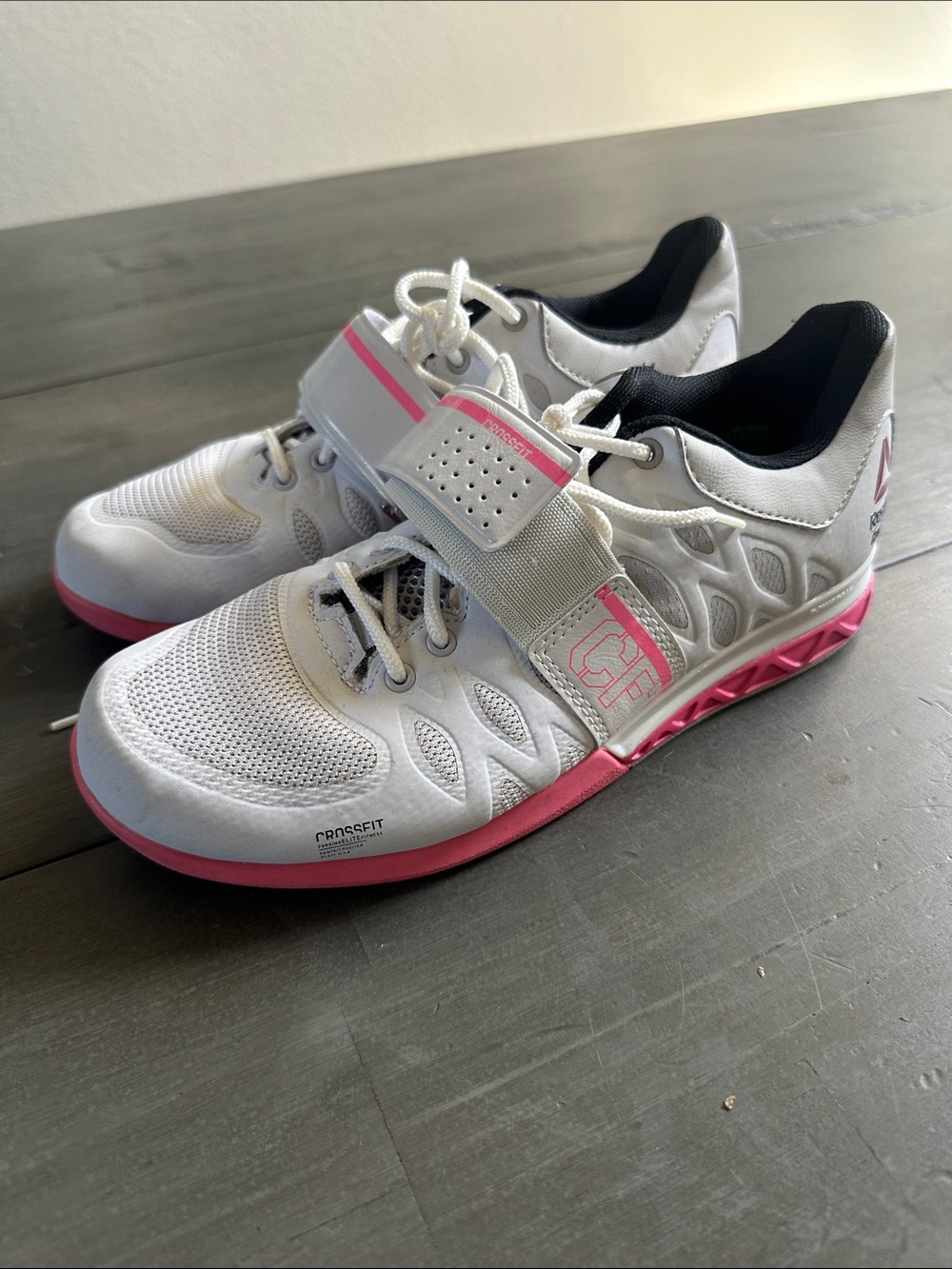 - REEBOK CROSSFIT SZ 7 01.021 SNEAKER SHOE LN